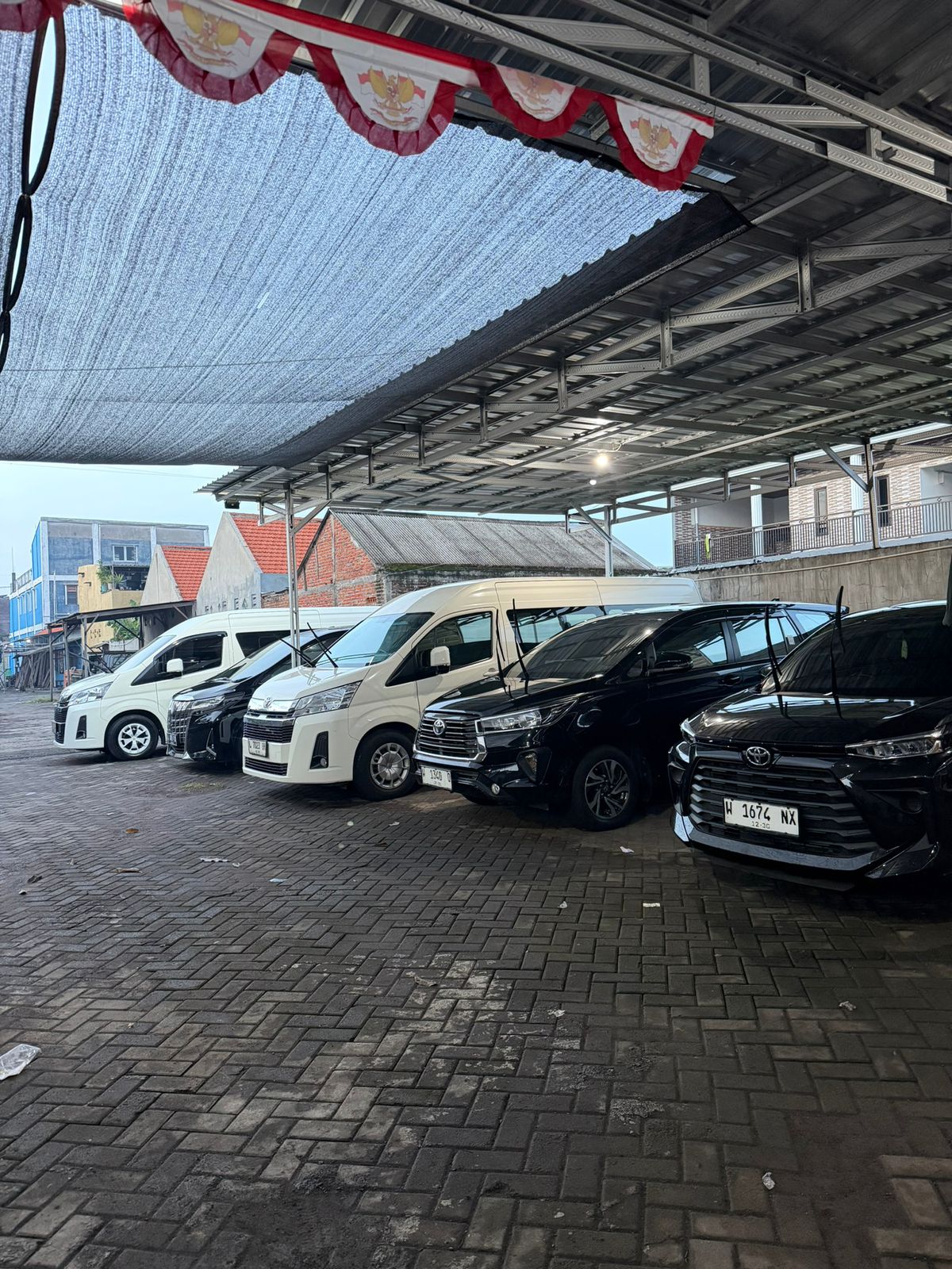 Armada Premium Travel Hiace Innova Elf